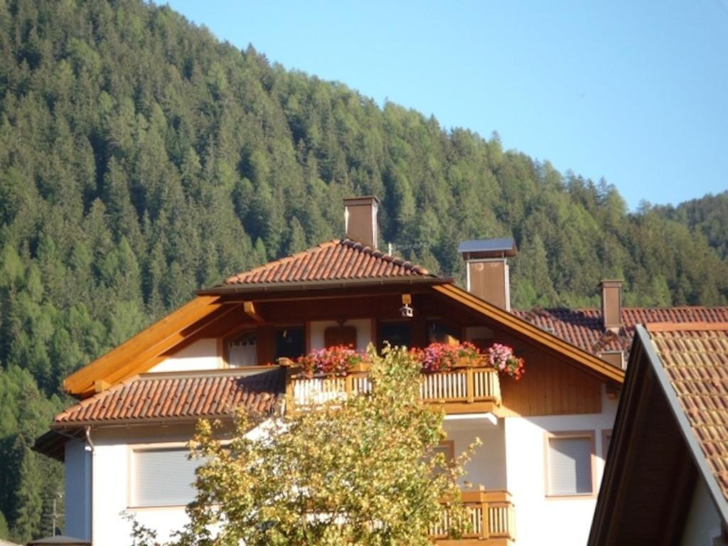Mansarda Dolomiti Rasun Anterselva Quarto foto